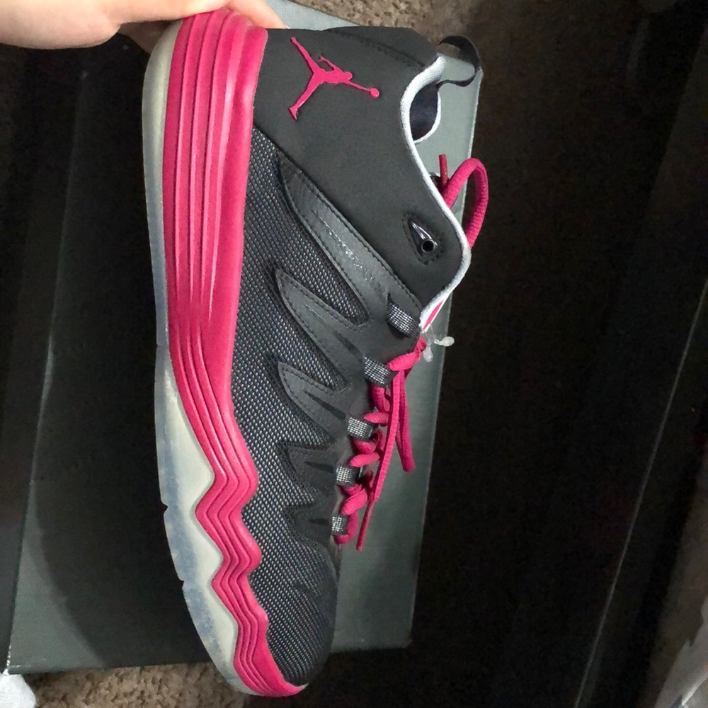 New Jordan’s never used size 7.5